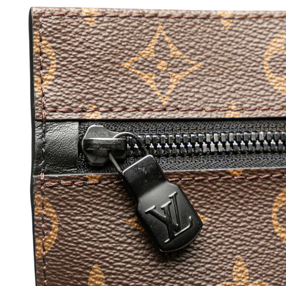 LOUIS VUITTON Authentic Black Monogram Leather Tote Bag - Picture 6 of 10